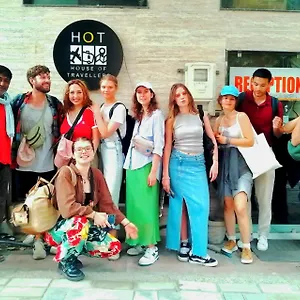 Hot - House Of Travellers Taj View Индия