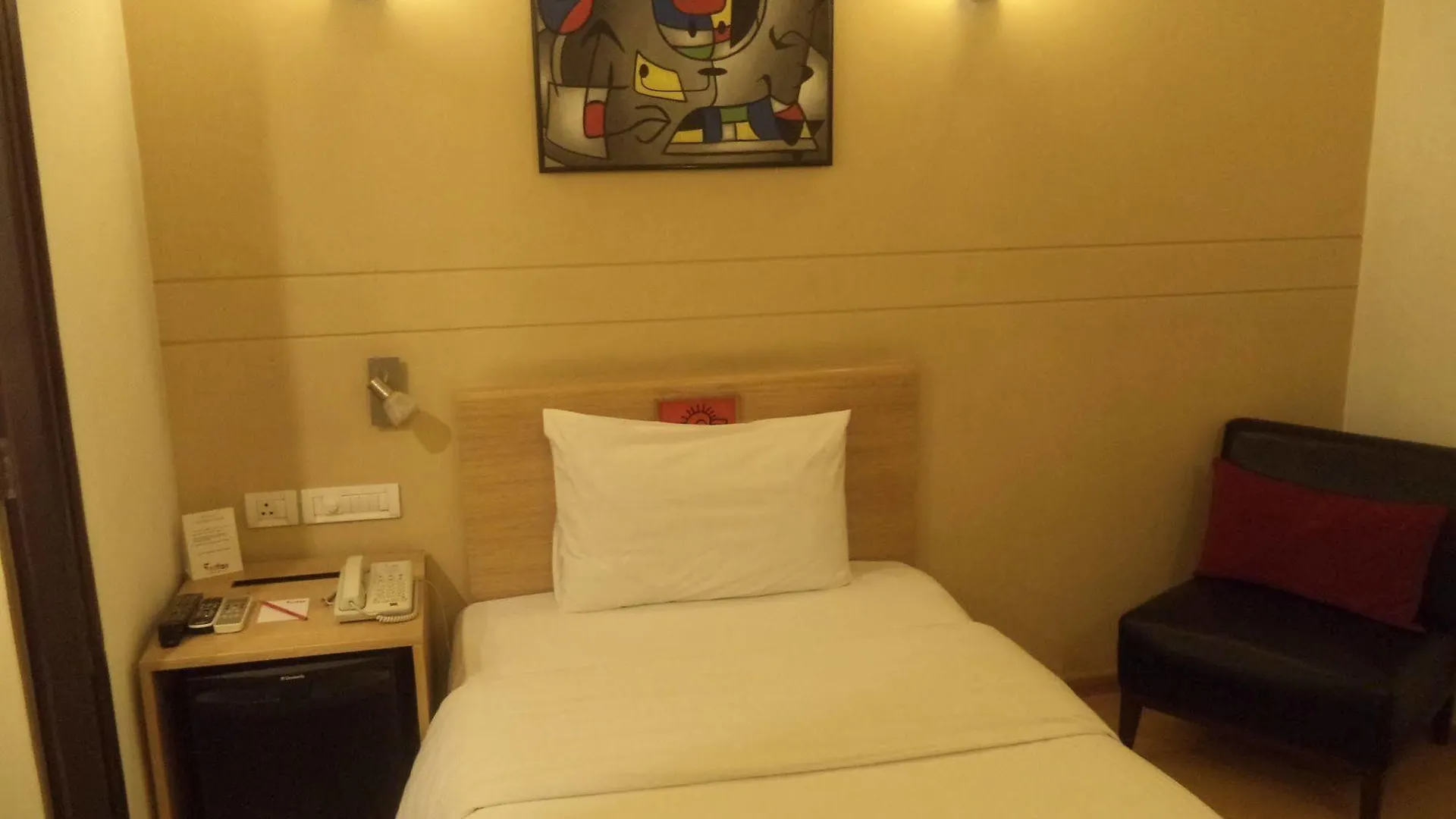 Red Fox By Lemon Tree Hotels, East Delhi 3*,