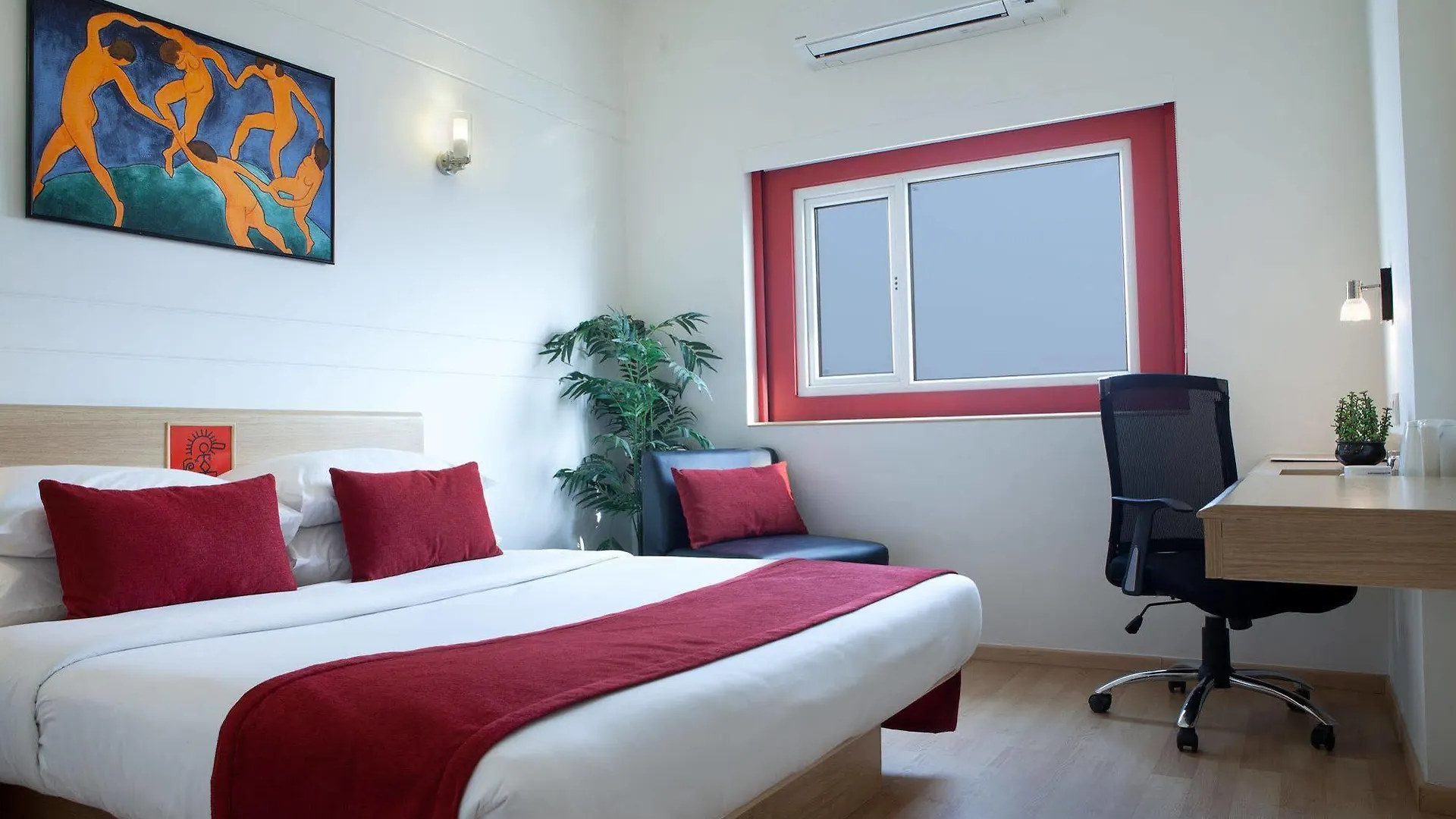 Red Fox By Lemon Tree Hotels, East Delhi India