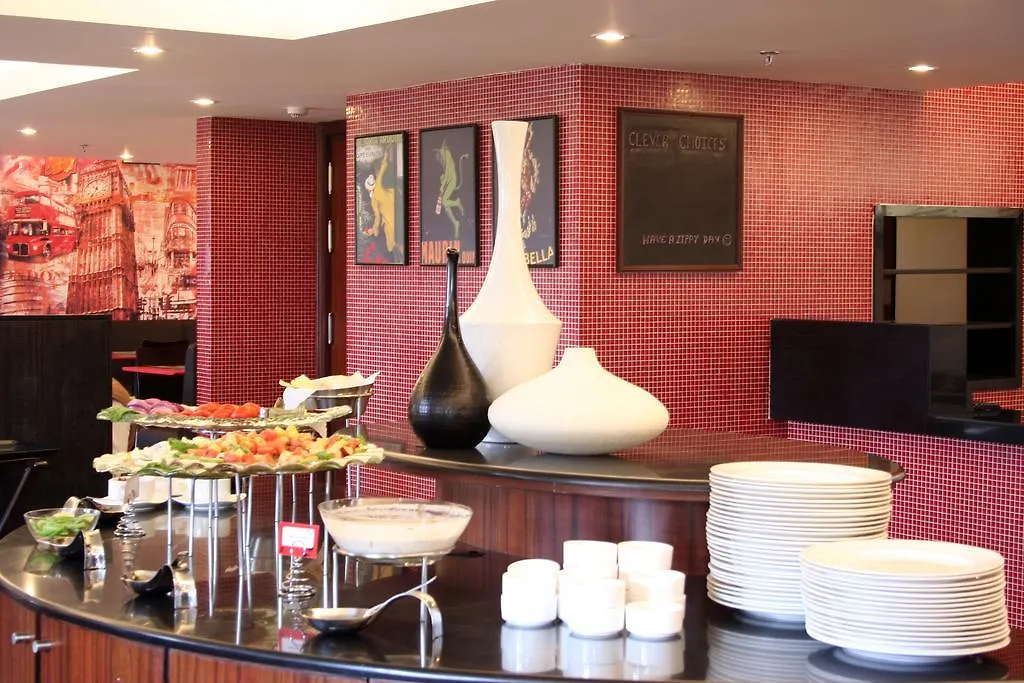 Red Fox By Lemon Tree Hotels, East Delhi